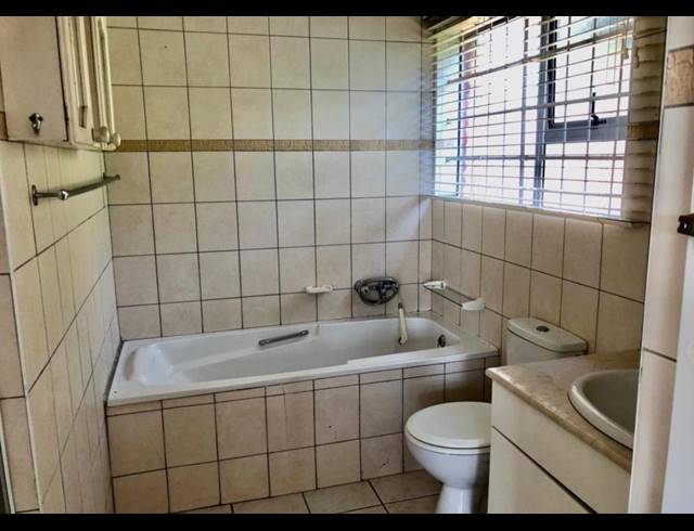 3 BEDROOM SECTIONAL TITLE FOR SALE IN WESTVILLE